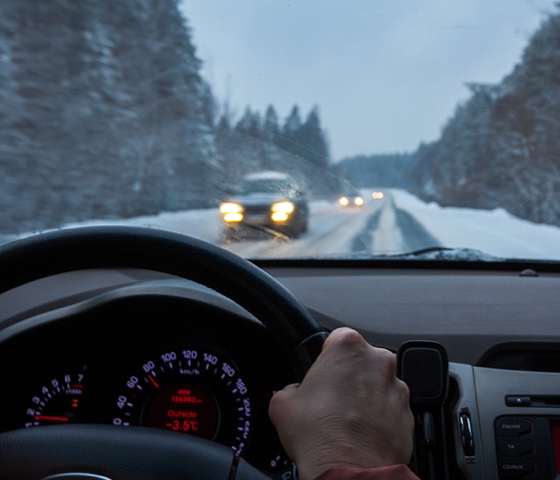 【用车指南】冬季行车出险应对及救援全指南